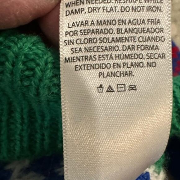 Holiday Time Christmas Santa featured red white green sweater size small 34-36 - Picture 4 of 5